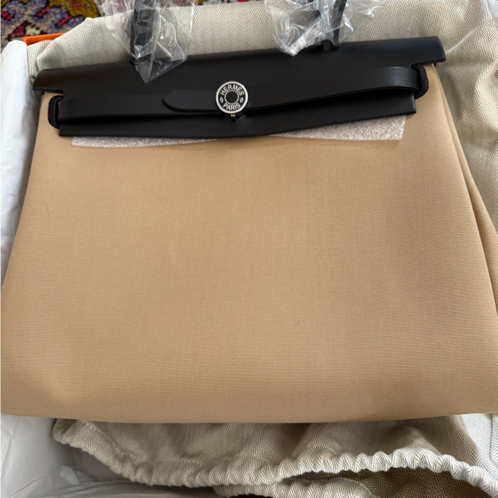 Brand new Hermes Her bag 29